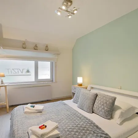 Luxury Family Home With Sauna And Kids Friendly Garden