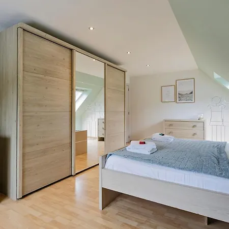 Luxury Family Home With Sauna And Kids Friendly Garden ヴィラ *