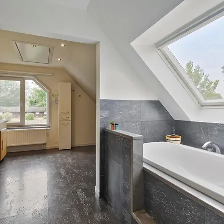 Luxury Family Home With Sauna And Kids Friendly Garden ヴィラ コクセッド