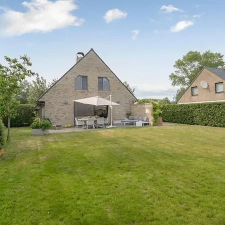 Luxury Family Home With Sauna And Kids Friendly Garden ヴィラ *
